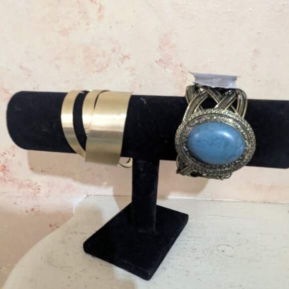 Vintage Boho Cuff Bracelet Set Gold & Turquoise Stone Design Statement Jewelry - Picture 3 of 5